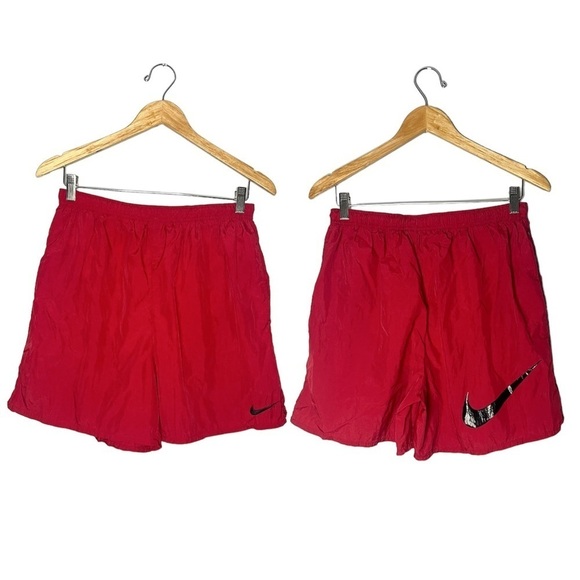 Nike Vintage Shorts with Front and Back Logo Swimtrunks or casual short Large - Picture 1 of 7